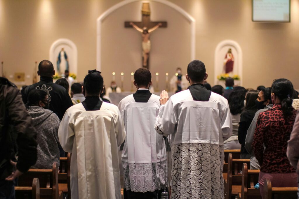 entrance procession for holy mass, altar servers processing to the altar, the power of daily mass